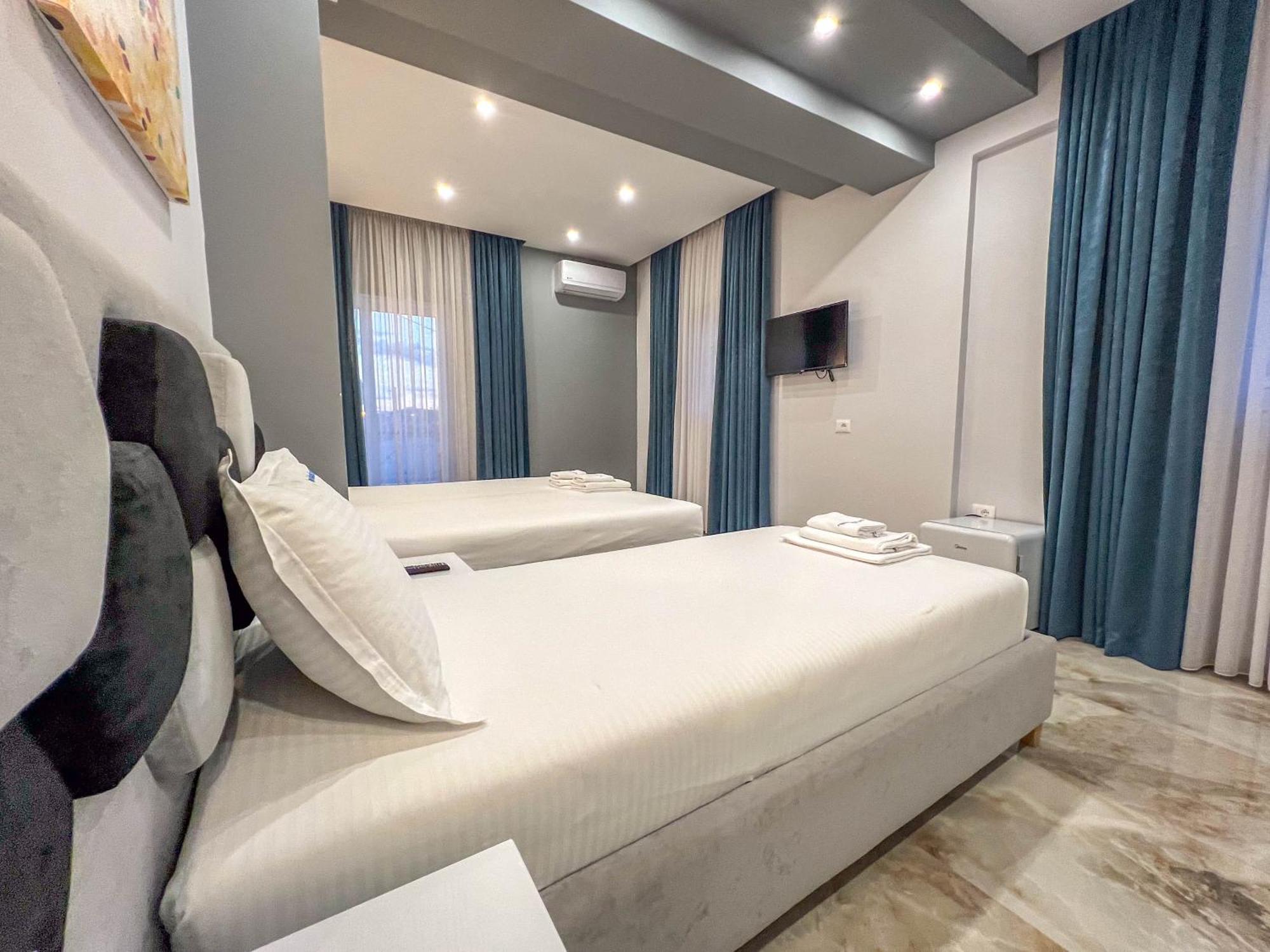 Rumani 3 Islands Hotel Ksamil Ngoại thất bức ảnh