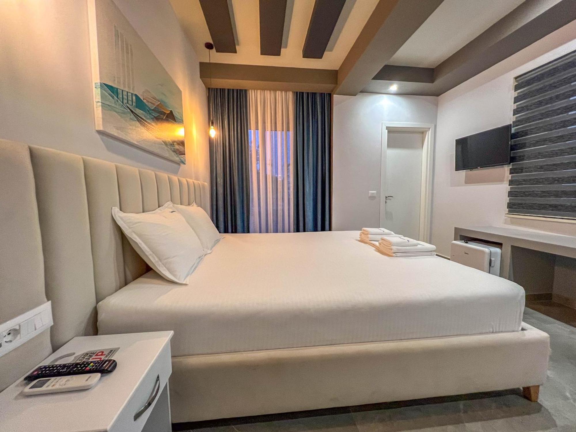 Rumani 3 Islands Hotel Ksamil Ngoại thất bức ảnh