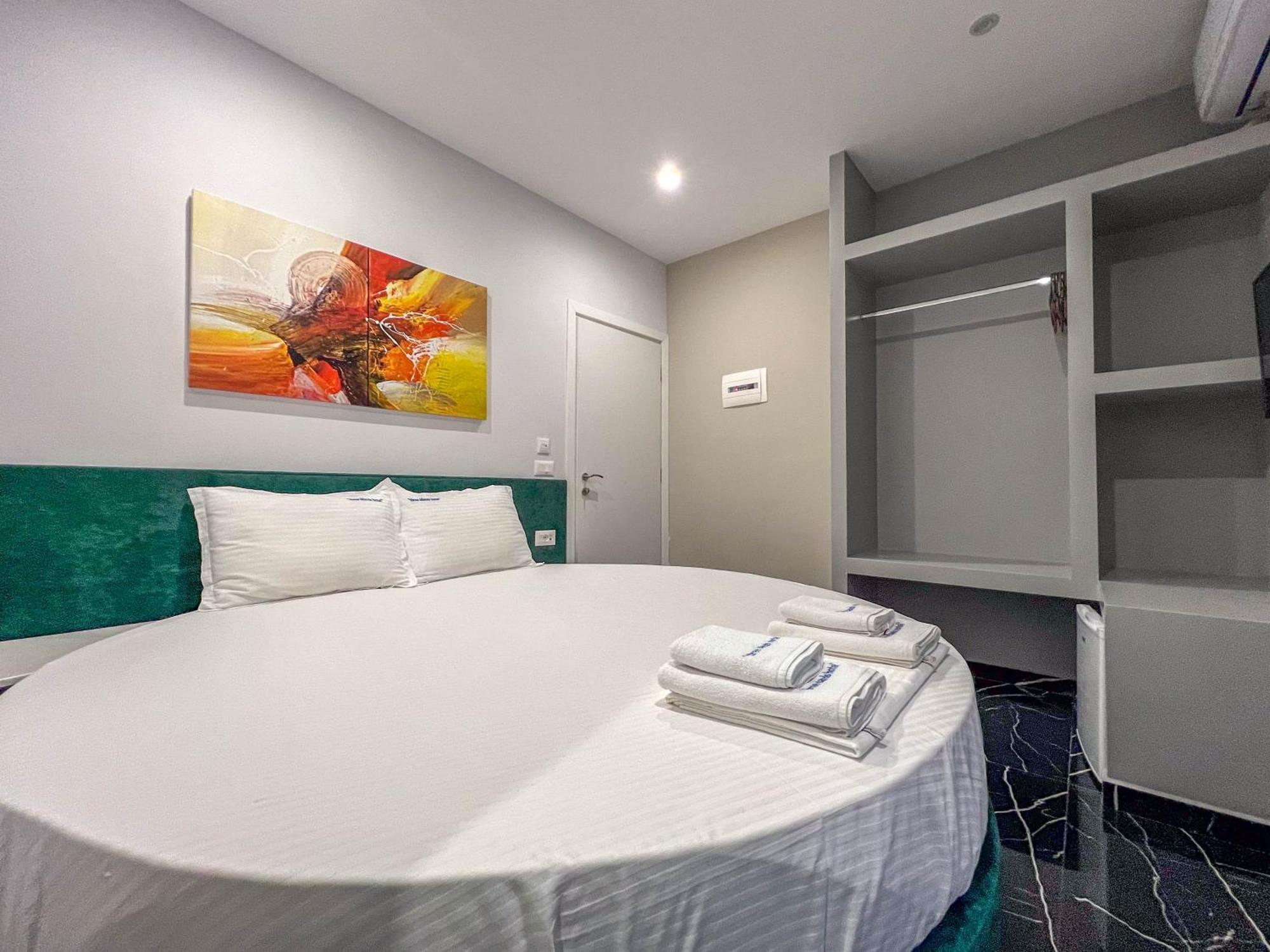 Rumani 3 Islands Hotel Ksamil Ngoại thất bức ảnh
